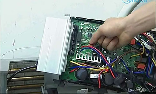 浮梁美的空调电话是多少